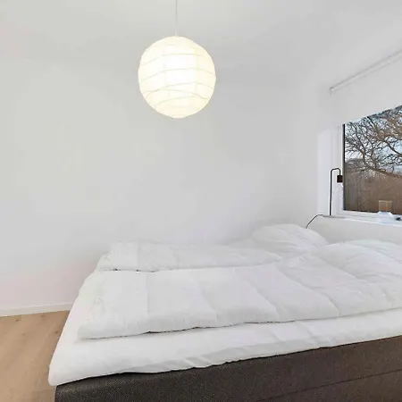 Beautiful Newly Renovated Summer House By The Sea Frorup