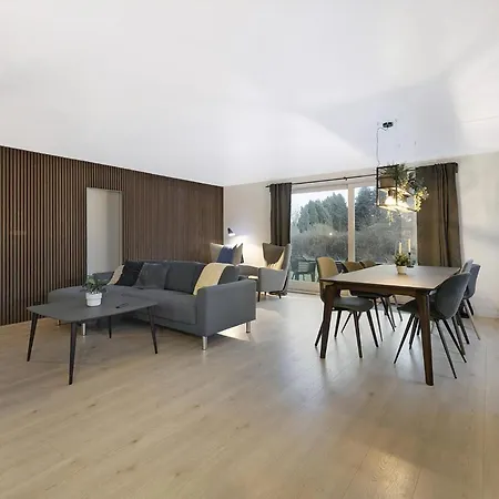 Beautiful Newly Renovated Summer House By The Sea *