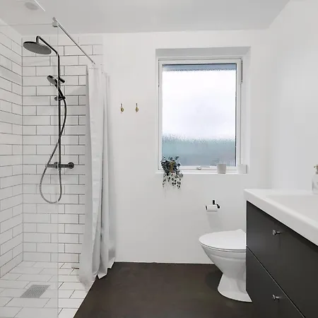 Beautiful Newly Renovated Summer House By The Sea Nyaraló